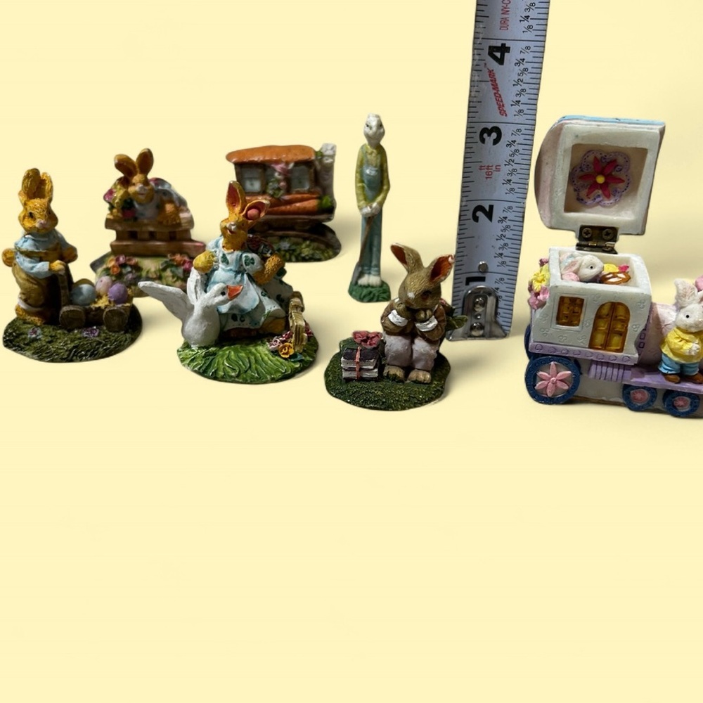 Adorable Vintage Easter Bunny and Friends Figurine Set - Picture 5 of 6